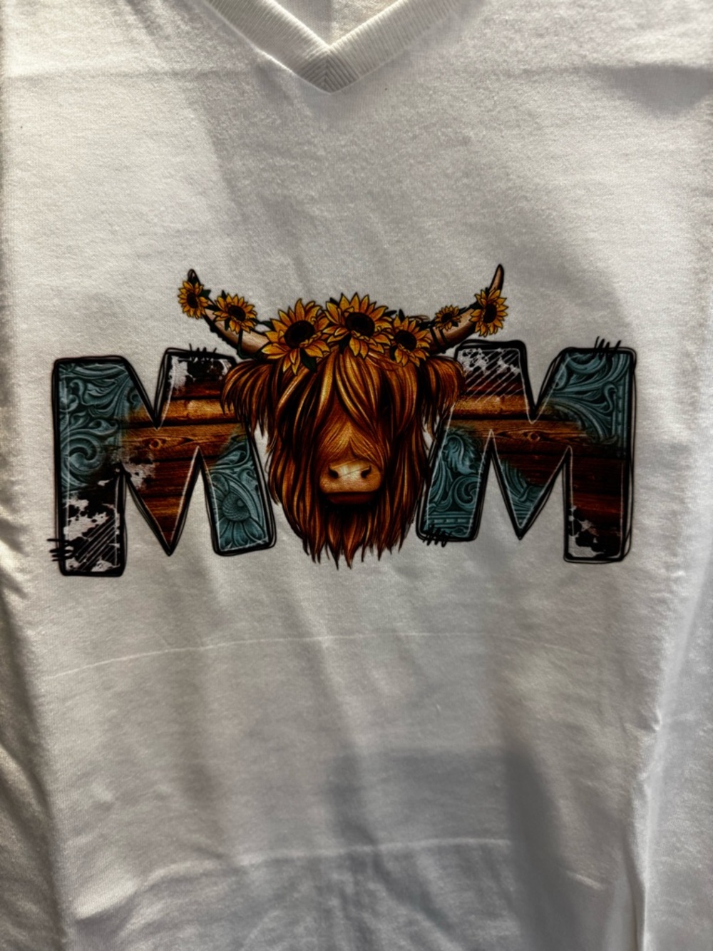 White V-Neck Tee with Colorful 'MOM' Highland Cow Graphic - Picture 2 of 2